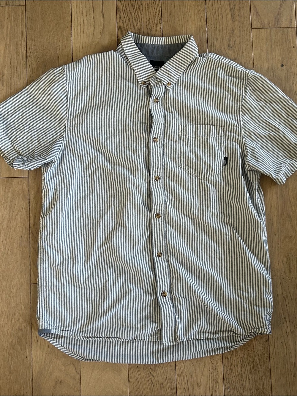 Men’s Vans Short Sleeve Button-Up Shirt in White & Grey Stripe